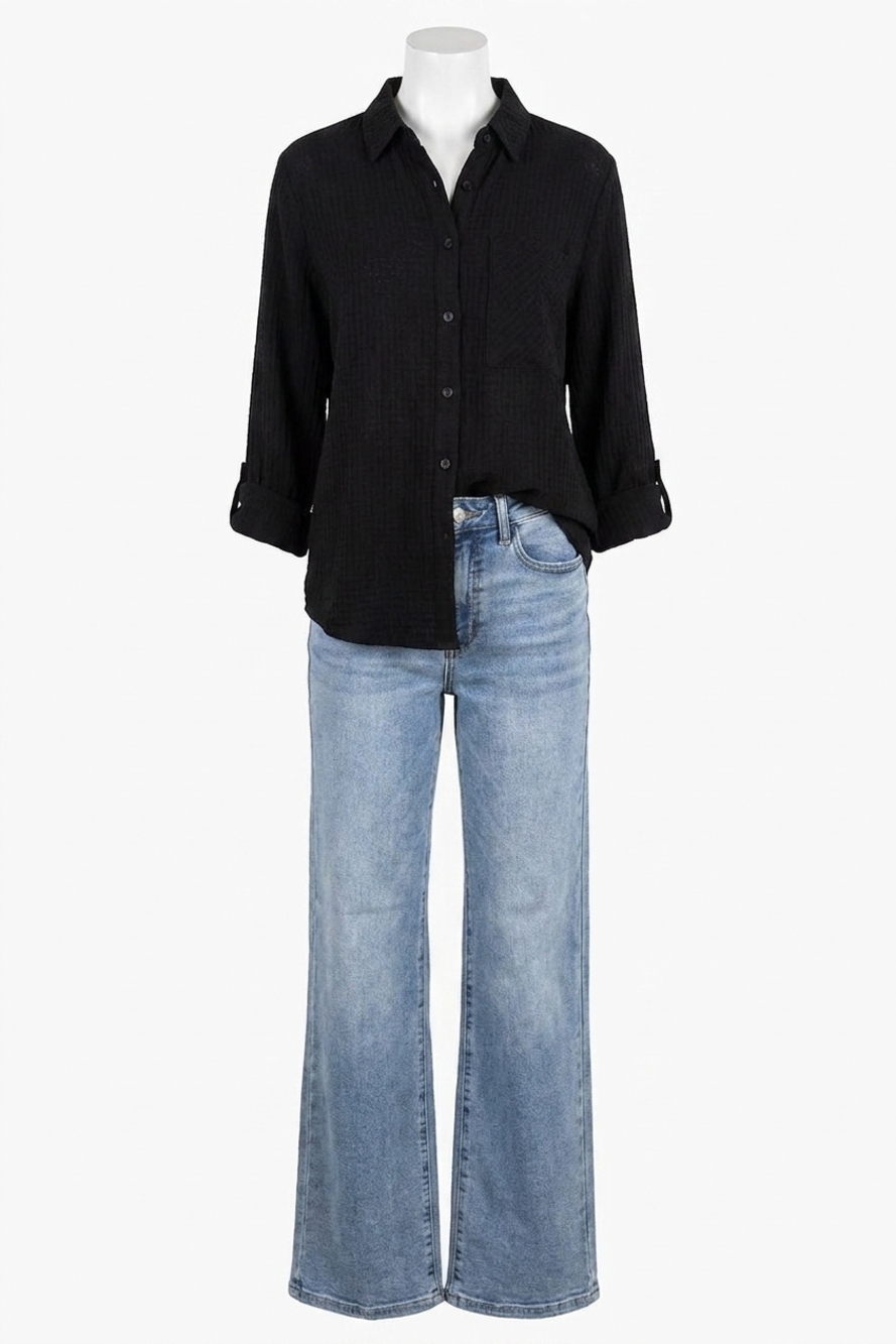 NEW GRACE AND LACE favorite button up in black